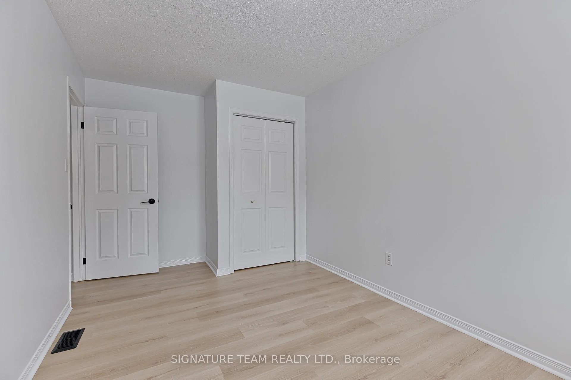 Photo 20 of 20 Northbrook Road, Petawawa — HOMEH