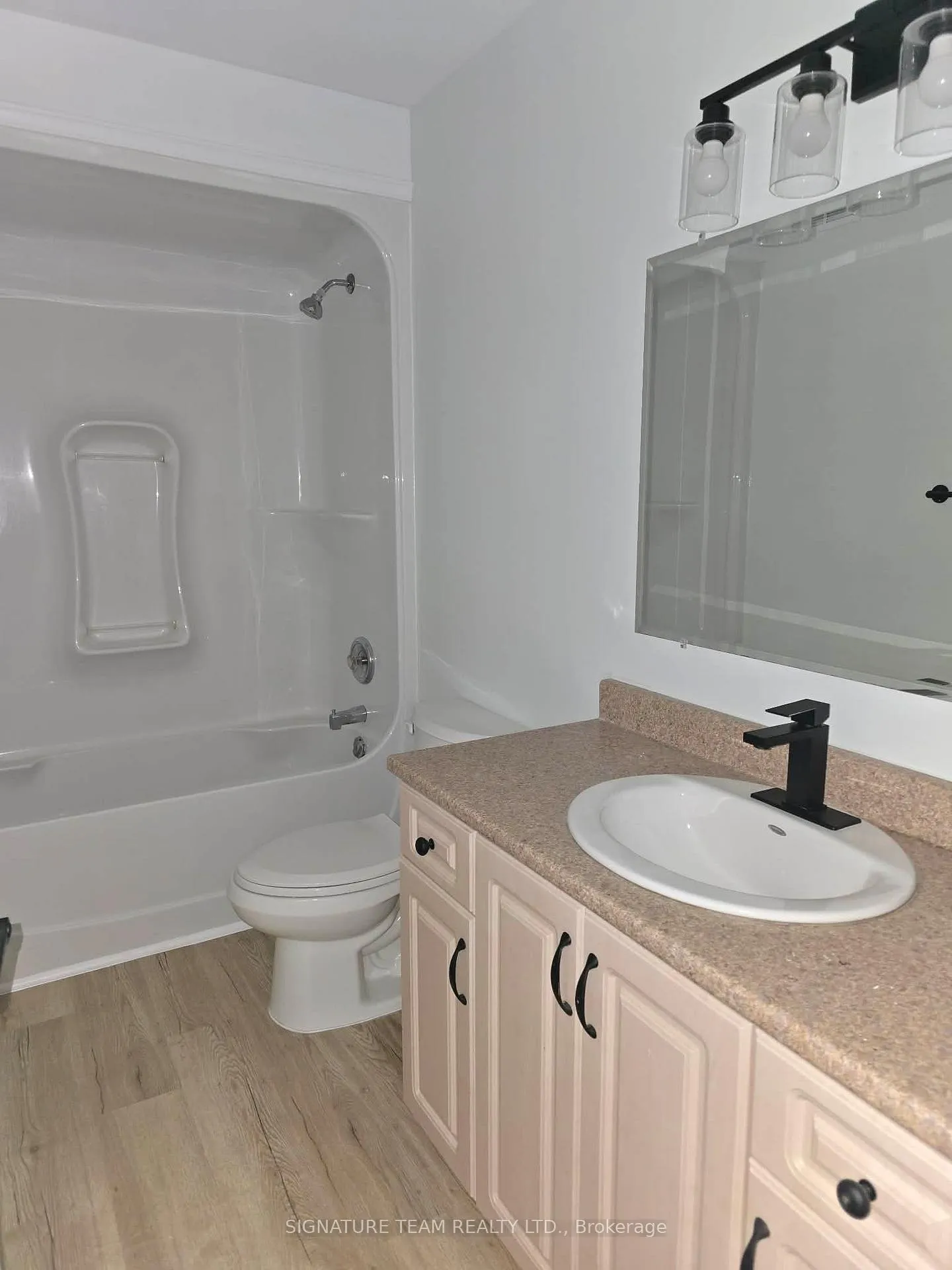 Photo 22 of 20 Northbrook Road, Petawawa — HOMEH