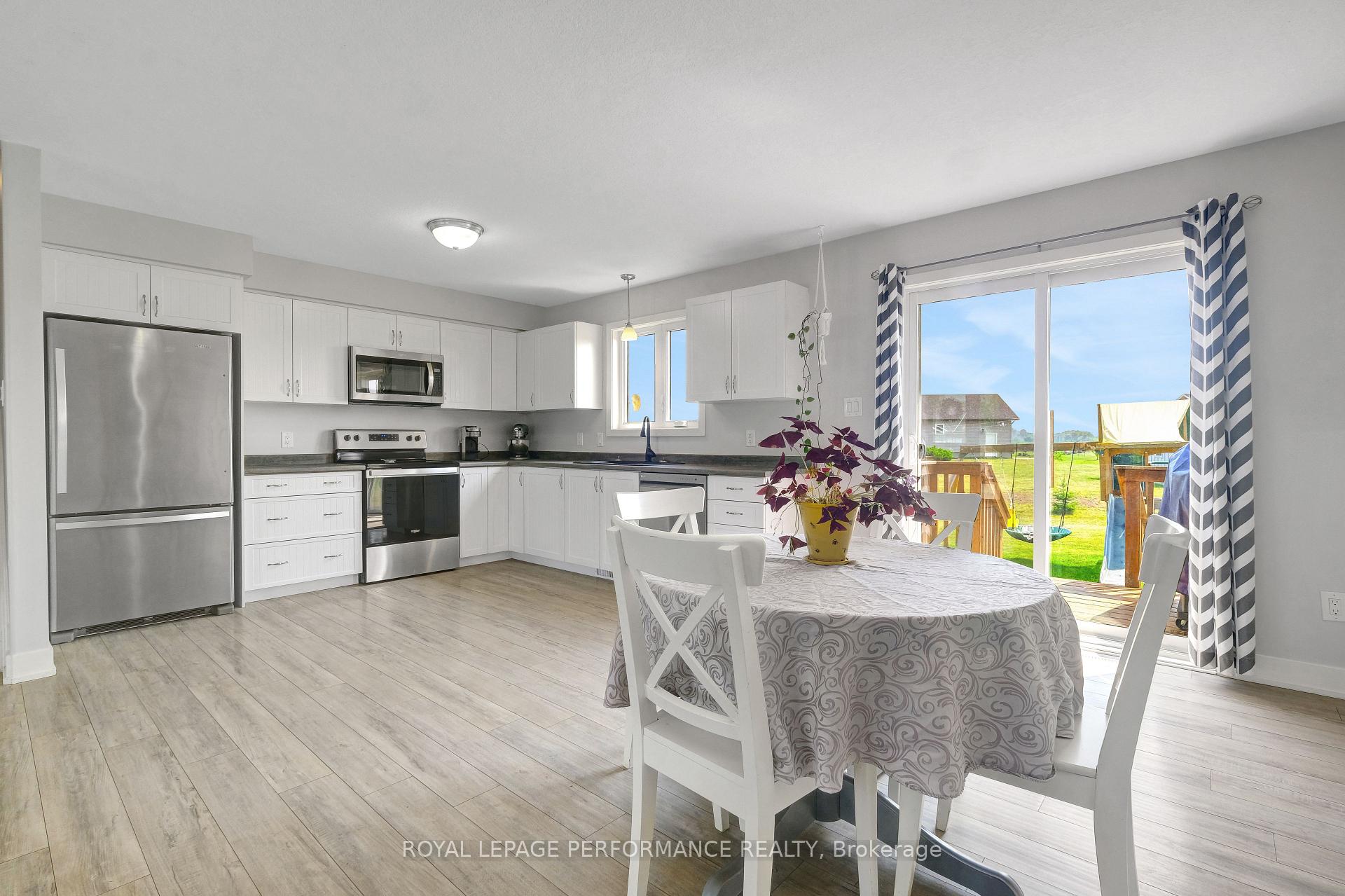 Photo 8 of 2995 Drew Drive, North Dundas, North Dundas (Mountain) Twp — HOMEH