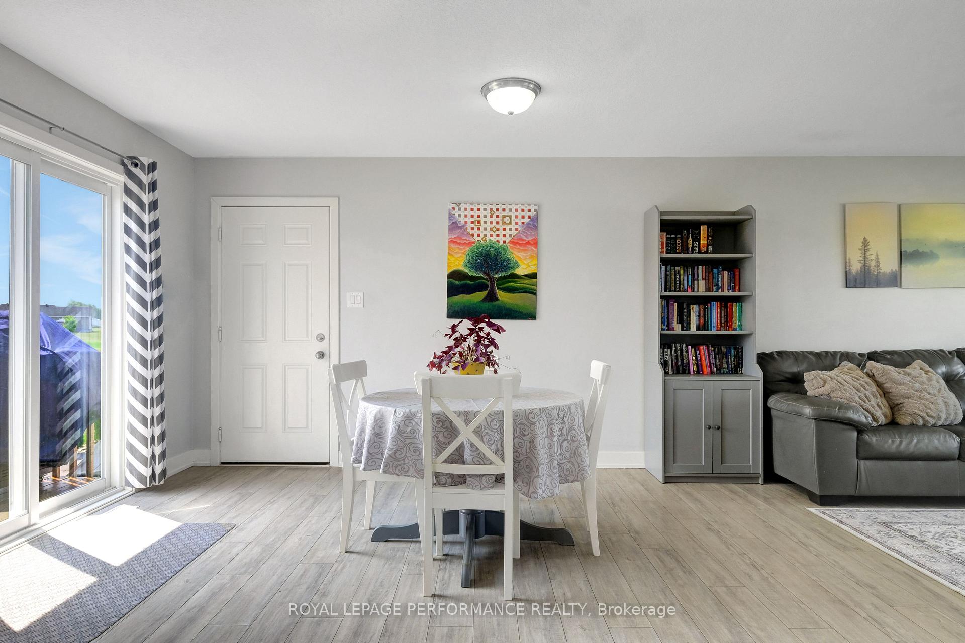 Photo 13 of 2995 Drew Drive, North Dundas, North Dundas (Mountain) Twp — HOMEH