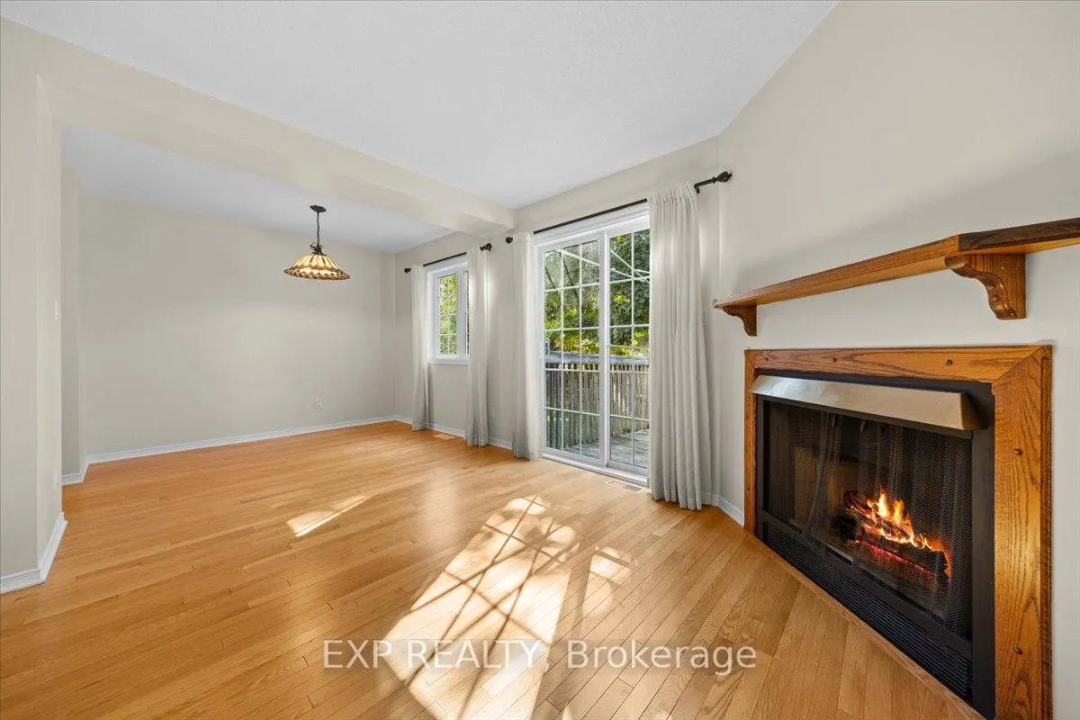 Photo 18 of 1678 Boisbriand Crescent, Ottawa, Chateauneuf — HOMEH