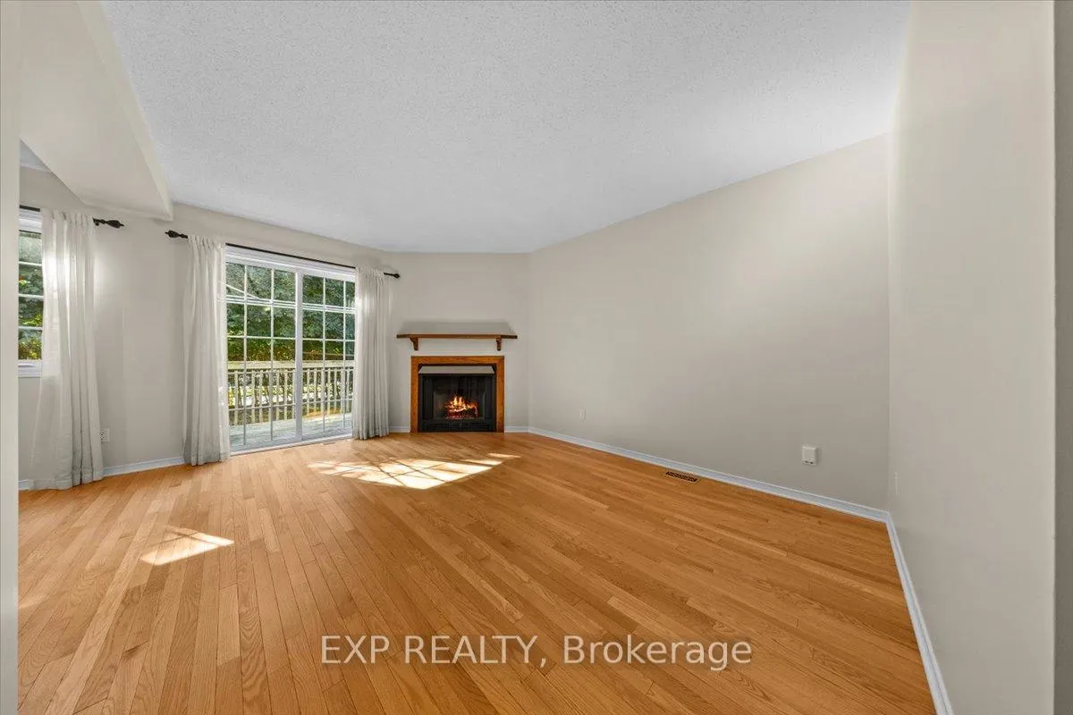 Photo 19 of 1678 Boisbriand Crescent, Ottawa, Chateauneuf — HOMEH