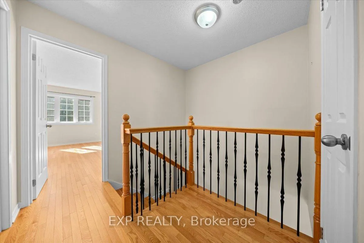 Photo 21 of 1678 Boisbriand Crescent, Ottawa, Chateauneuf — HOMEH