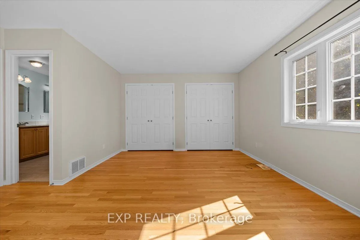Photo 23 of 1678 Boisbriand Crescent, Ottawa, Chateauneuf — HOMEH