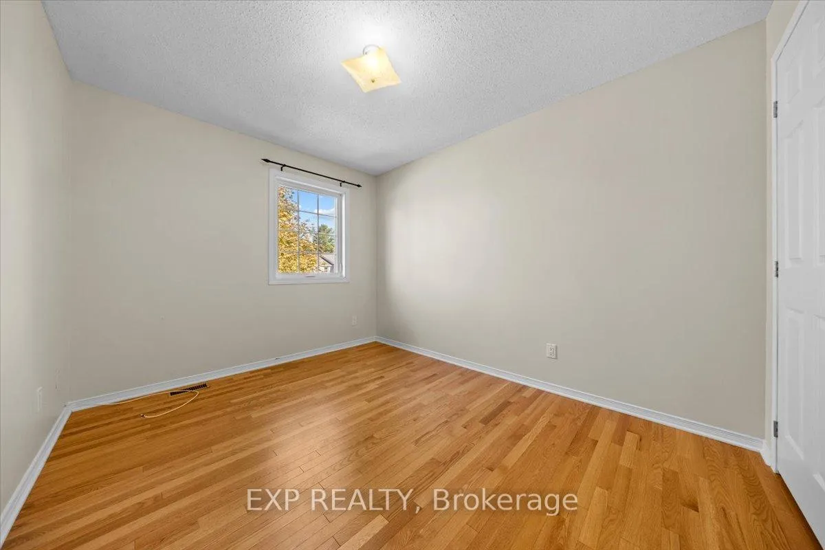 Photo 26 of 1678 Boisbriand Crescent, Ottawa, Chateauneuf — HOMEH