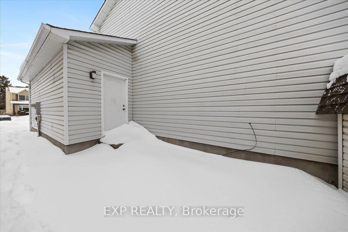 Photo 37 of 1678 Boisbriand Crescent, Ottawa, Chateauneuf — HOMEH