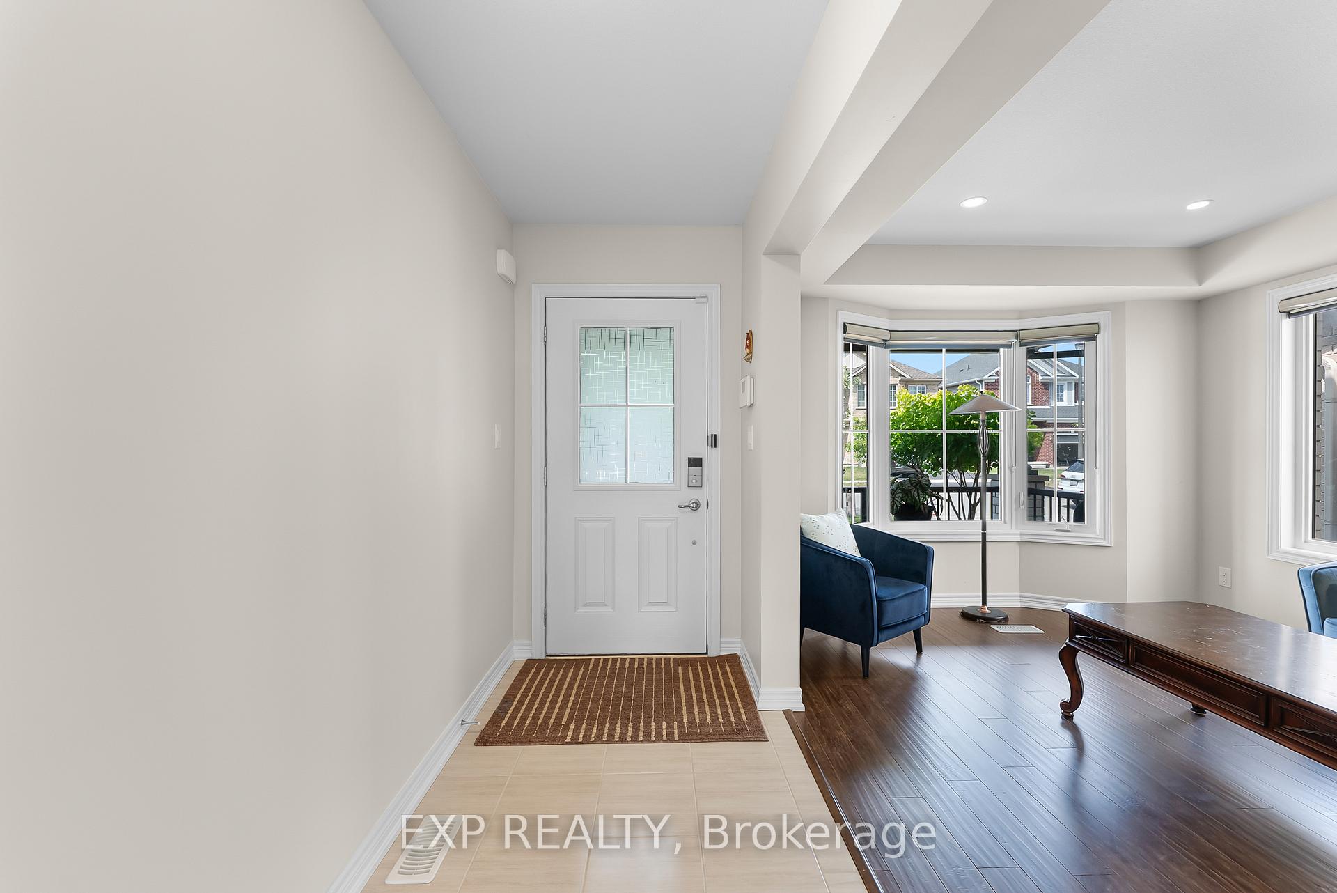Photo 8 of 10 Riley Avenue, Pelham, Fonthill — HOMEH