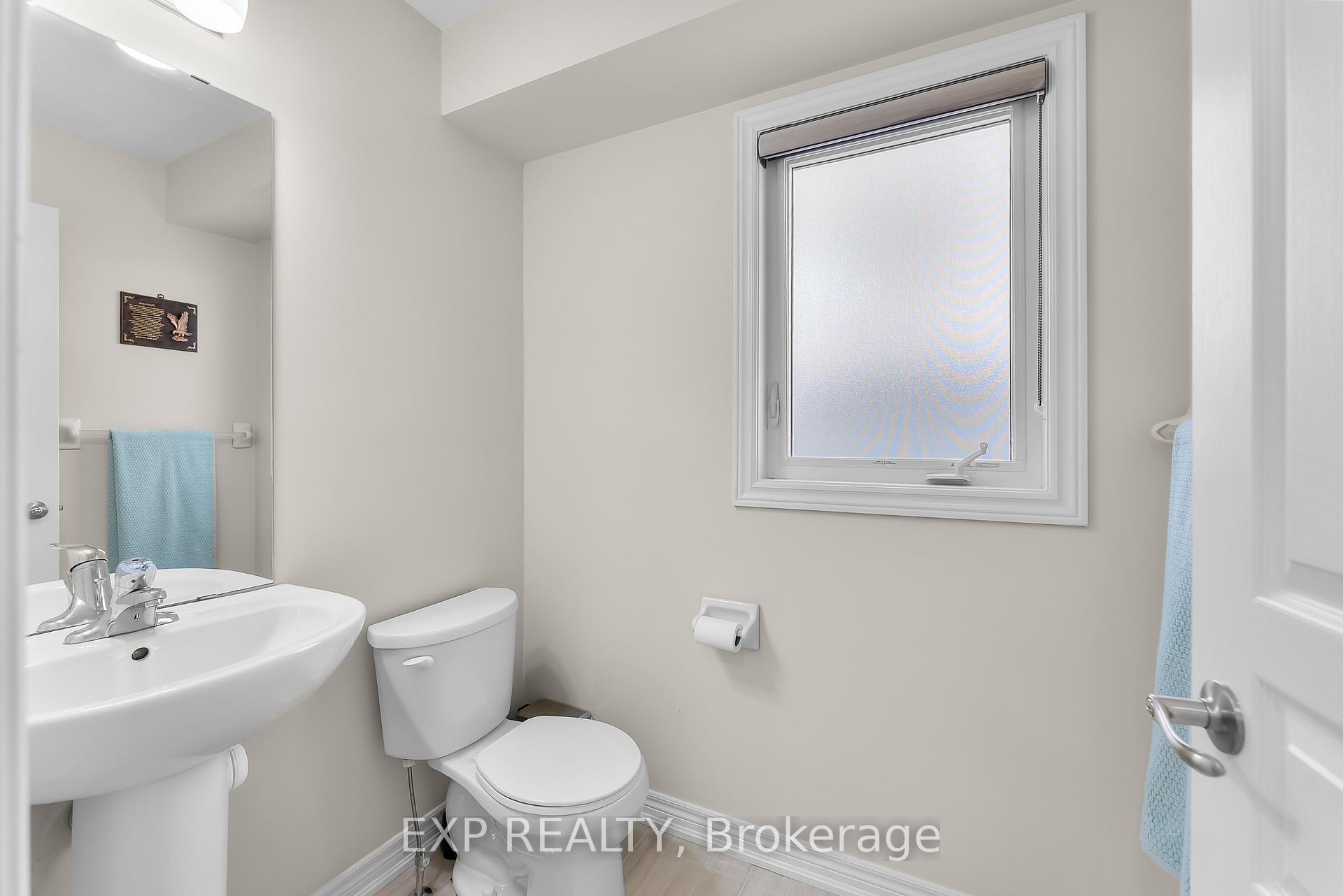 Photo 10 of 10 Riley Avenue, Pelham, Fonthill — HOMEH