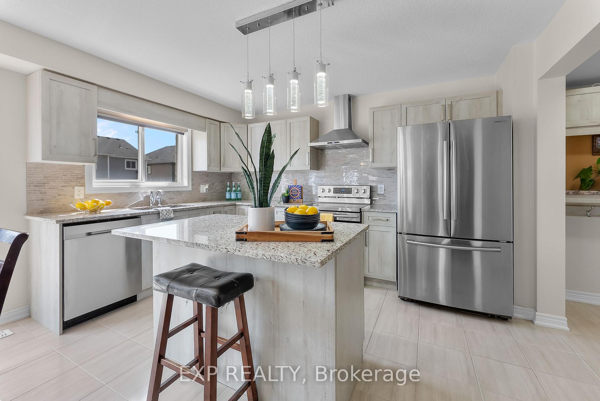 Photo 16 of 10 Riley Avenue, Pelham, Fonthill — HOMEH