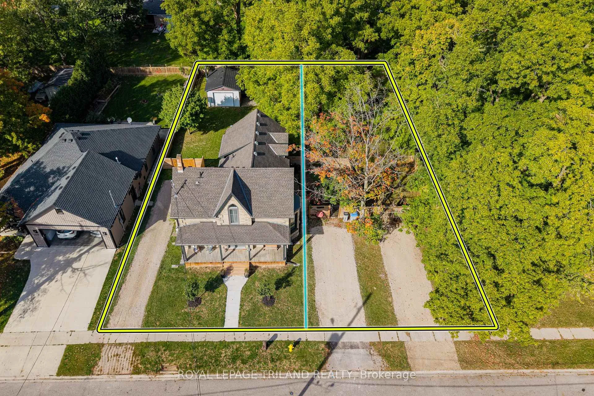 Photo 2 of 190 Emily Street, North Middlesex, Parkhill — HOMEH