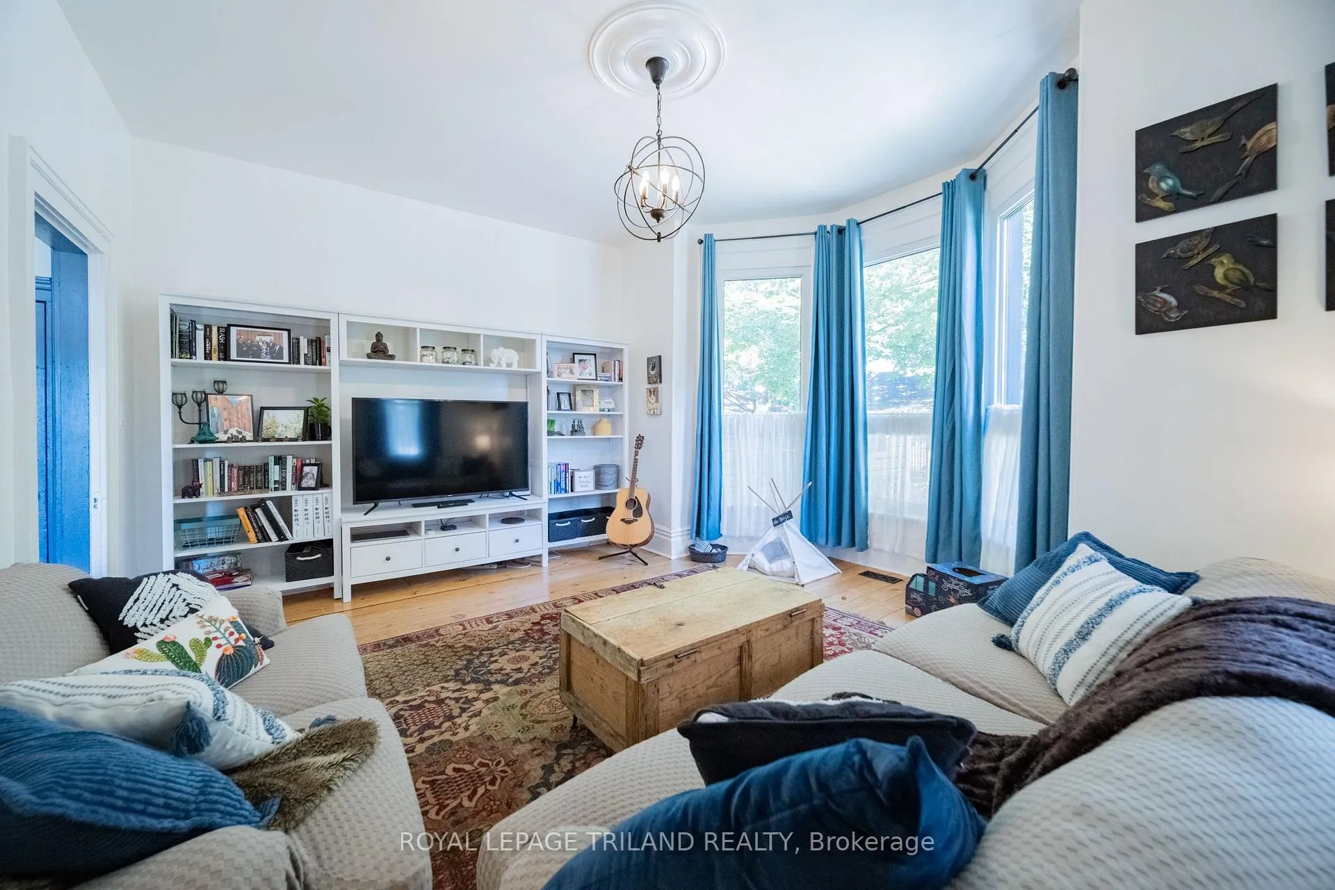 Photo 8 of 190 Emily Street, North Middlesex, Parkhill — HOMEH