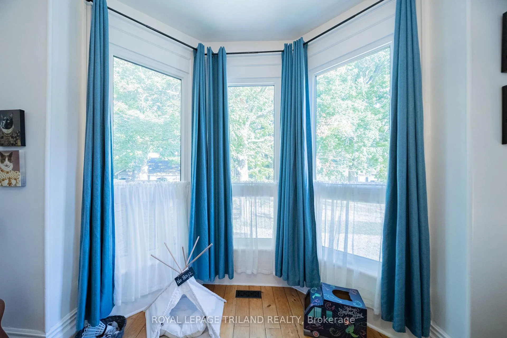 Photo 9 of 190 Emily Street, North Middlesex, Parkhill — HOMEH
