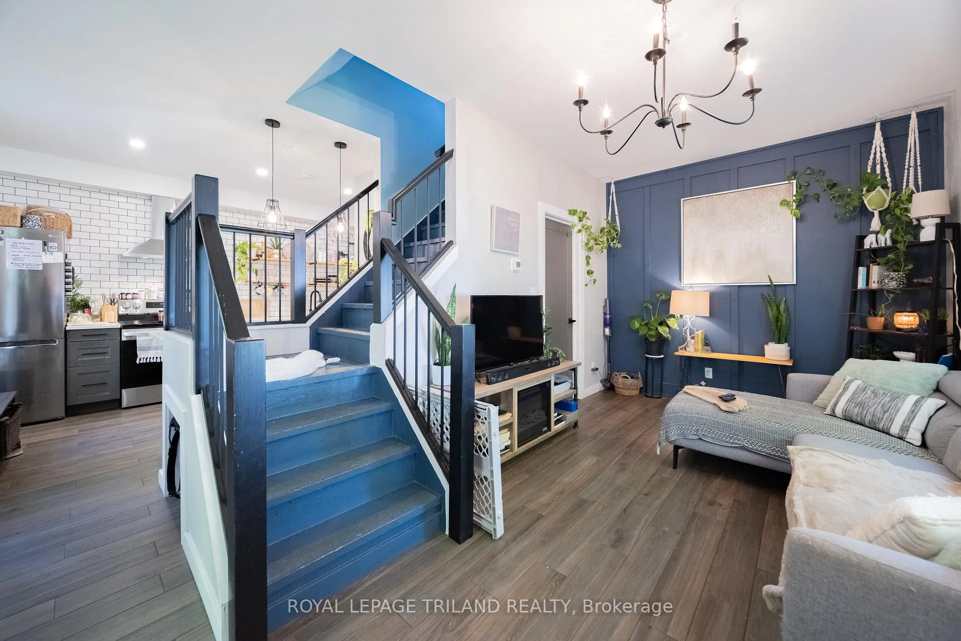 Photo 32 of 190 Emily Street, North Middlesex, Parkhill — HOMEH