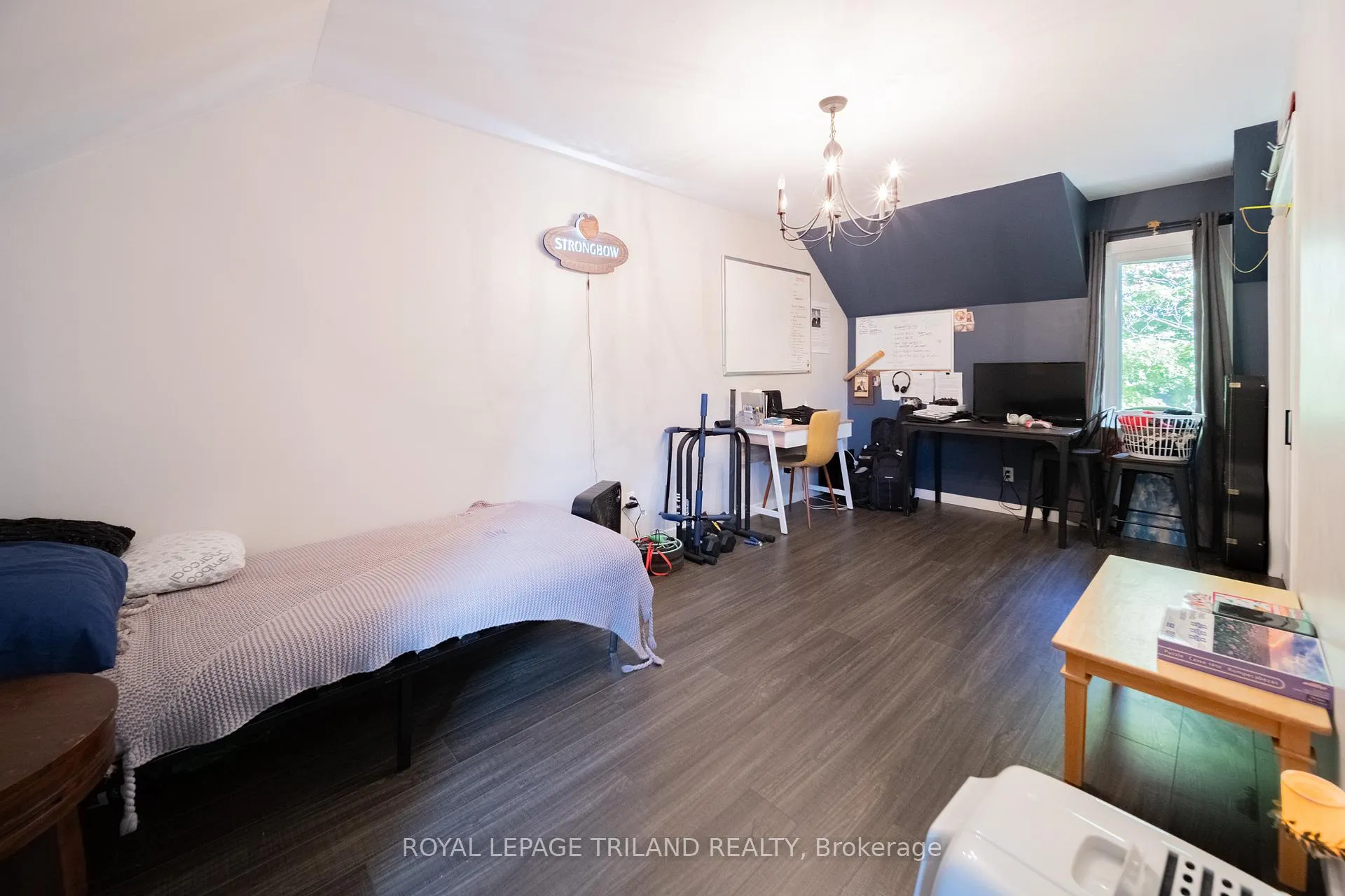 Photo 34 of 190 Emily Street, North Middlesex, Parkhill — HOMEH