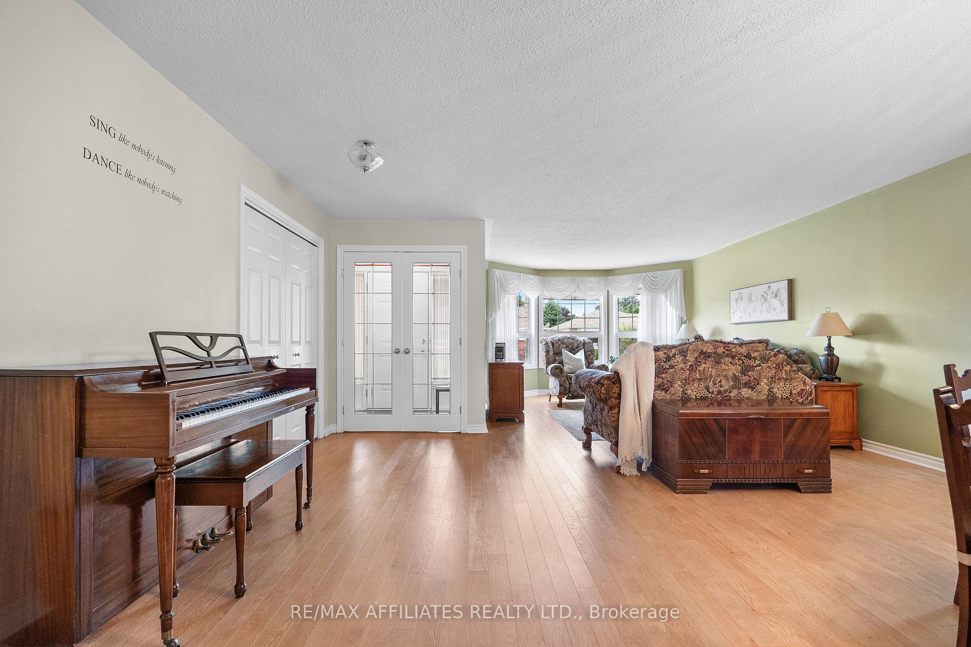 Photo 2 of 74 Decaria Boulevard, Perth — HOMEH