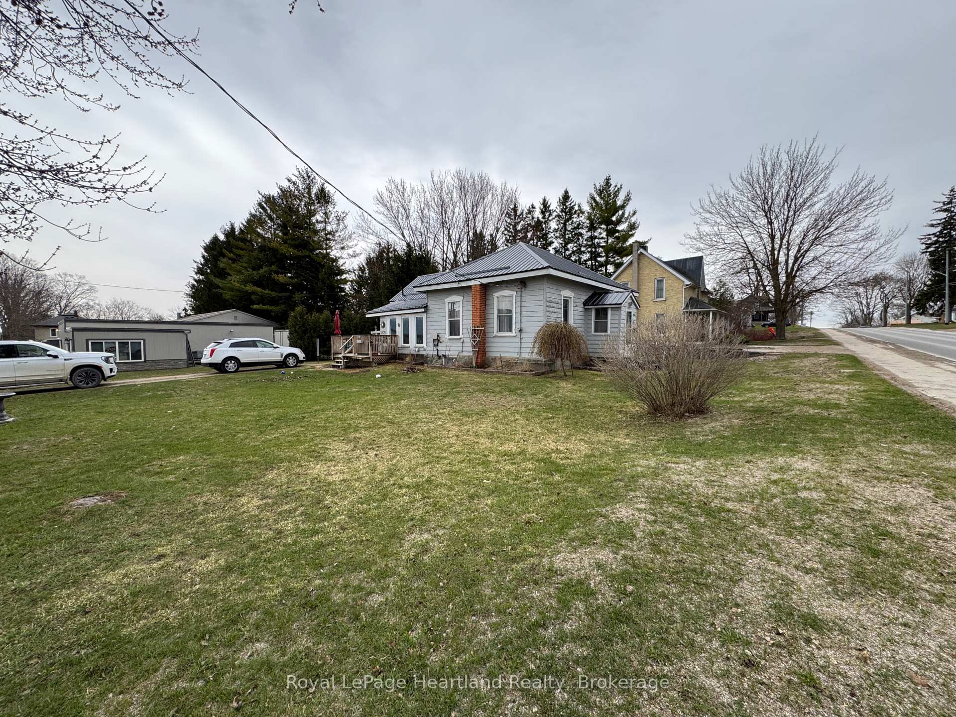 Photo 2 of 663 Josephine Street, North Huron, Wingham — HOMEH