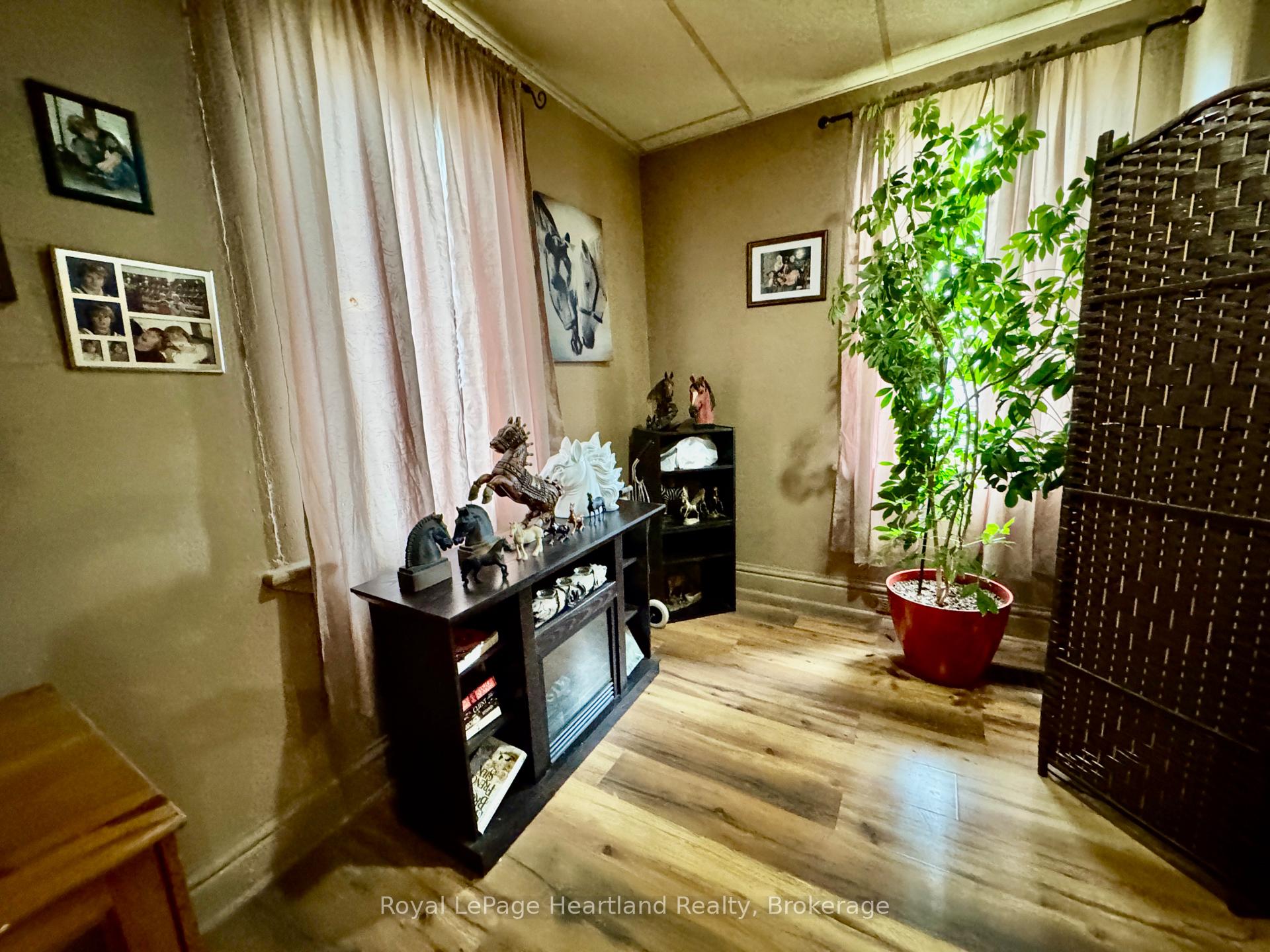 Photo 6 of 663 Josephine Street, North Huron, Wingham — HOMEH