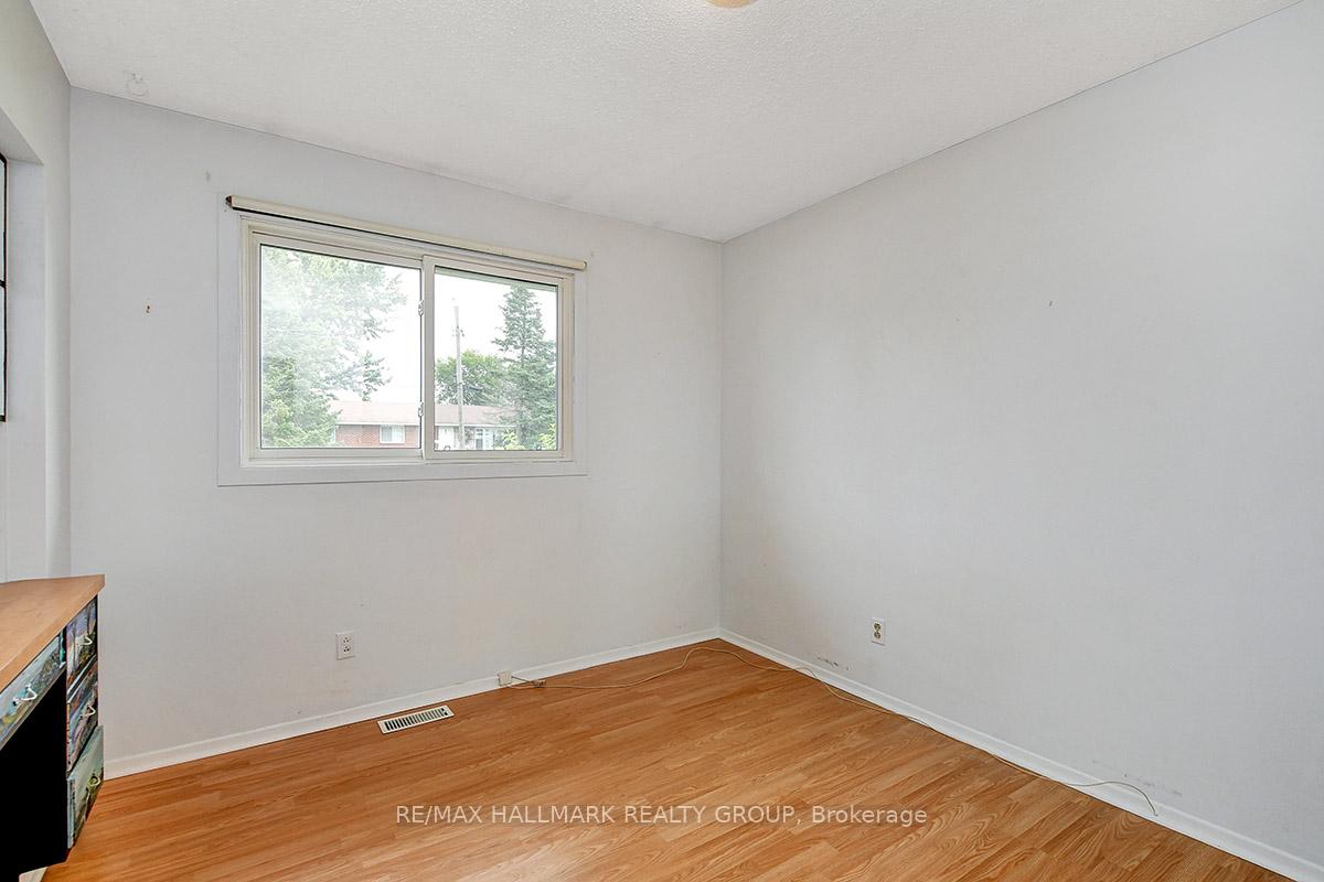 Photo 23 of 1134 Maisonneuve Street, Ottawa, Convent Glen South — HOMEH