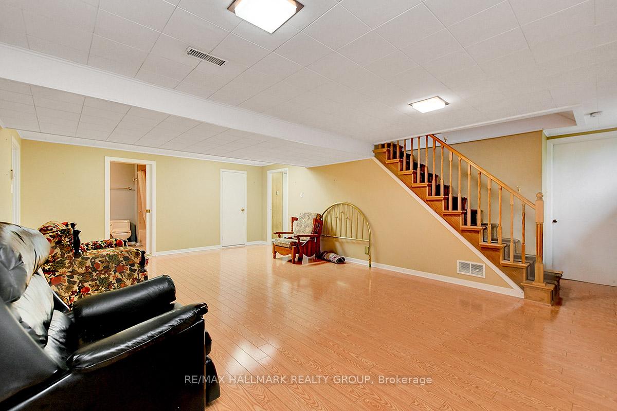 Photo 28 of 1134 Maisonneuve Street, Ottawa, Convent Glen South — HOMEH