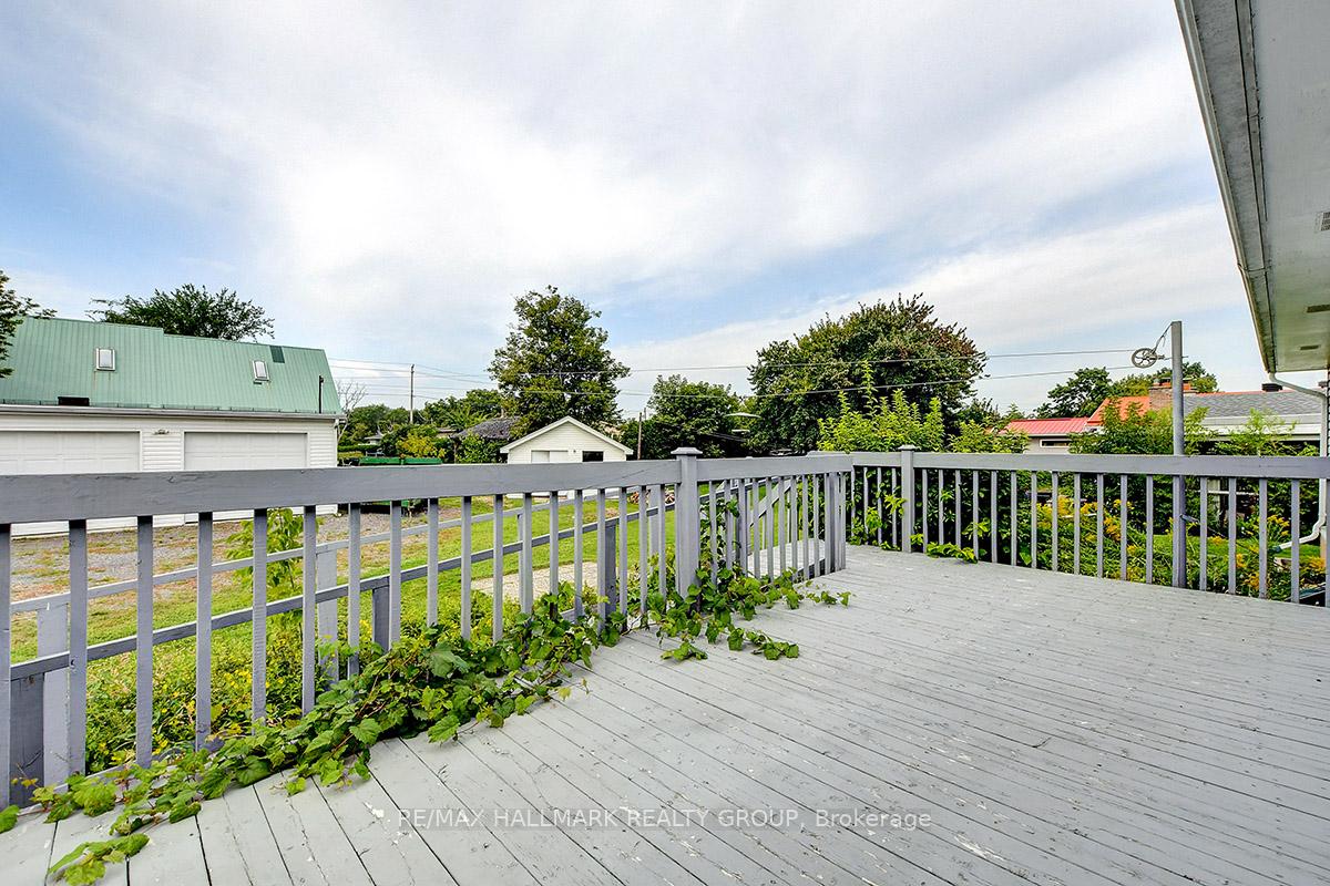 Photo 40 of 1134 Maisonneuve Street, Ottawa, Convent Glen South — HOMEH