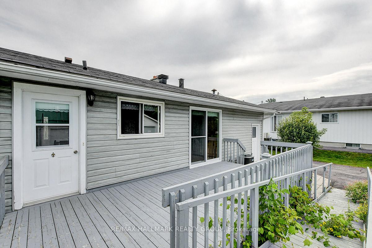 Photo 42 of 1134 Maisonneuve Street, Ottawa, Convent Glen South — HOMEH