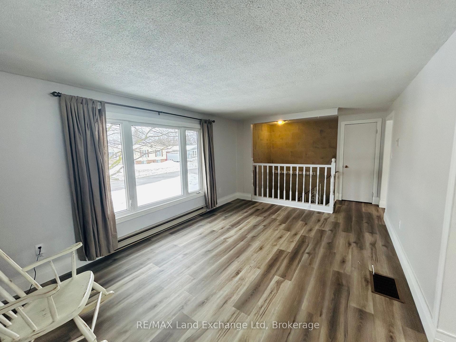 Photo 5 of 455 Highland Drive, North Huron, Wingham — HOMEH