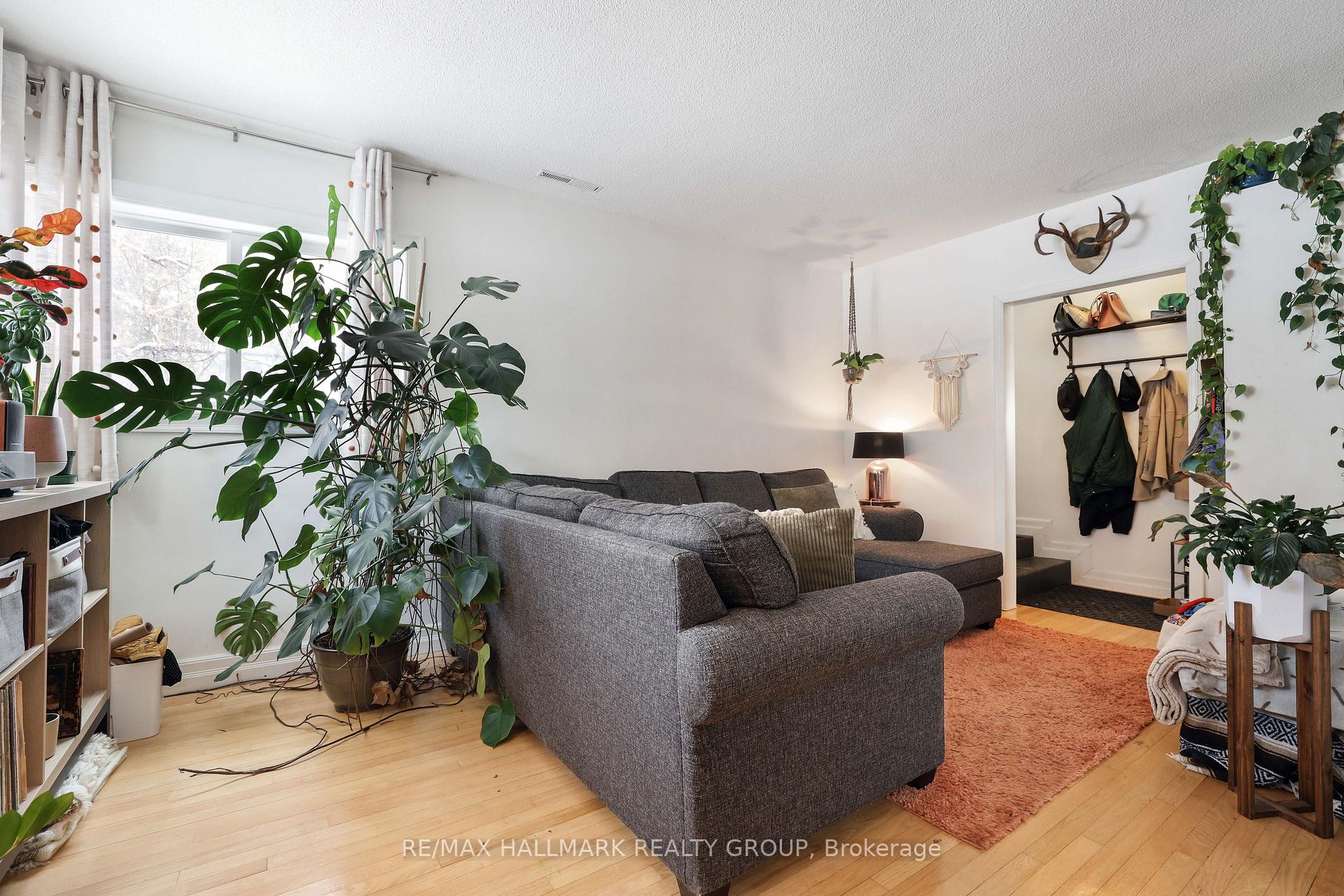 Photo 27 of 208 - 210 Renouf Avenue, Ottawa, Overbrook — HOMEH