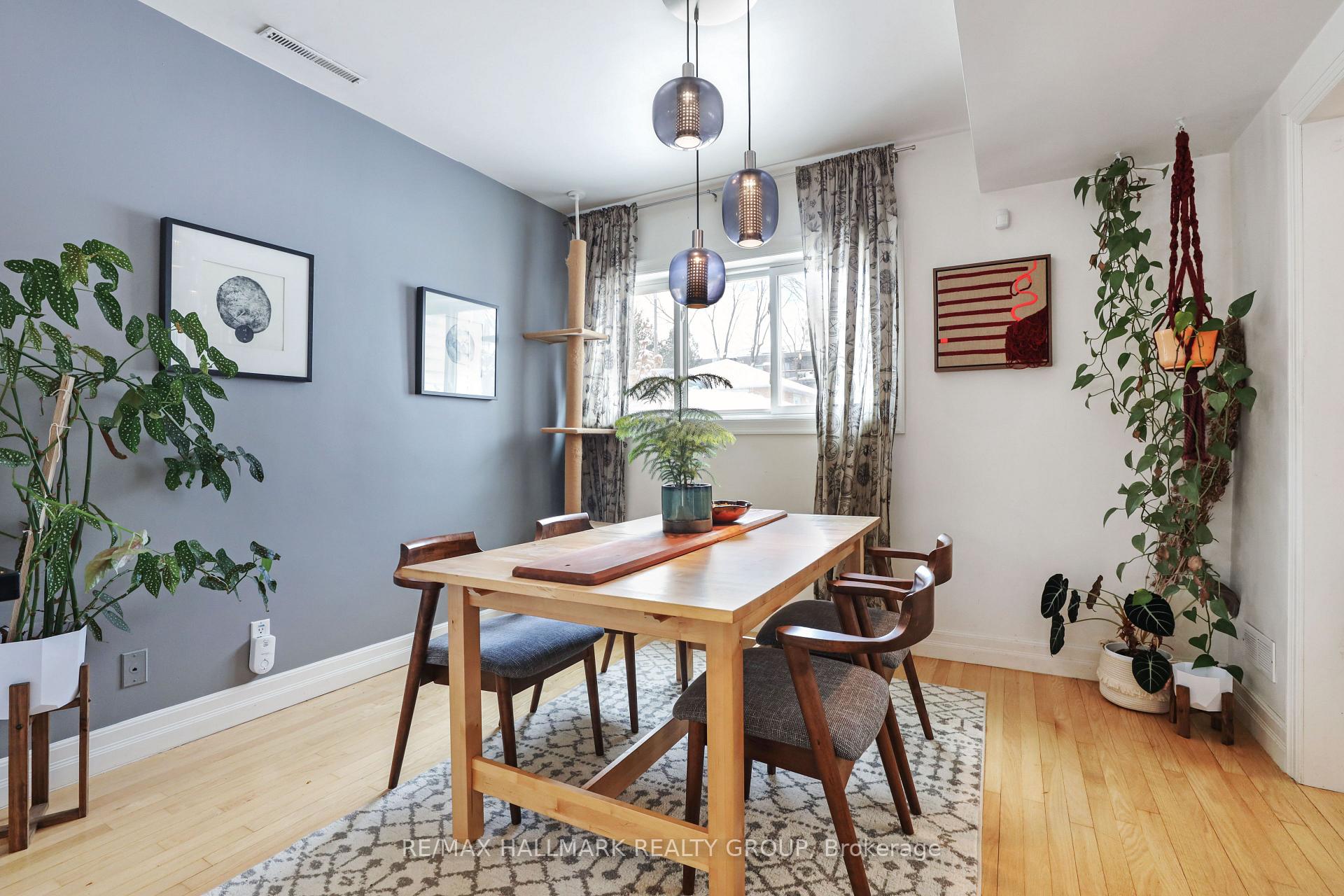 Photo 28 of 208 - 210 Renouf Avenue, Ottawa, Overbrook — HOMEH