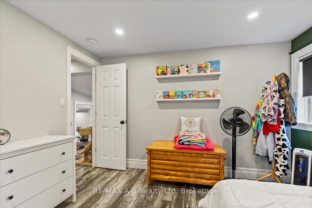 Photo 17 of 138 Ash Street, Perth East, Crystal Lake — HOMEH