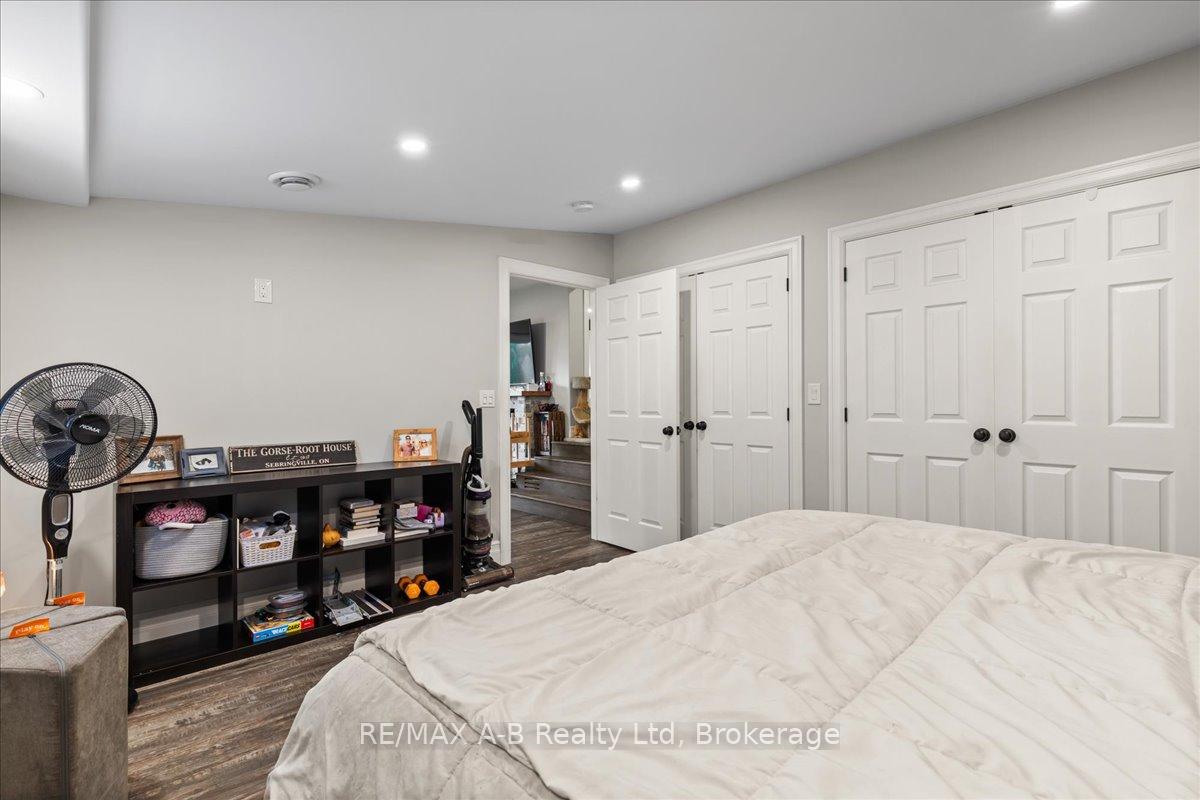 Photo 25 of 138 Ash Street, Perth East, Crystal Lake — HOMEH