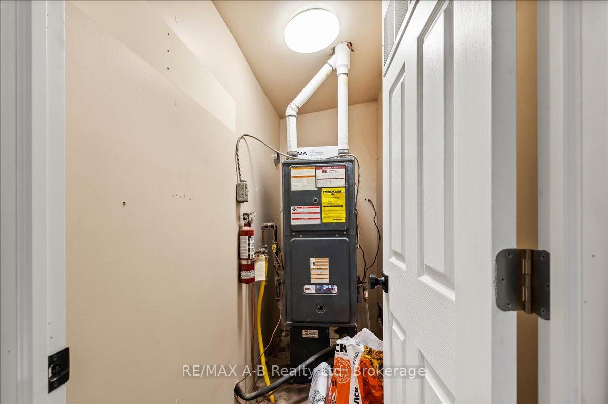 Photo 26 of 138 Ash Street, Perth East, Crystal Lake — HOMEH