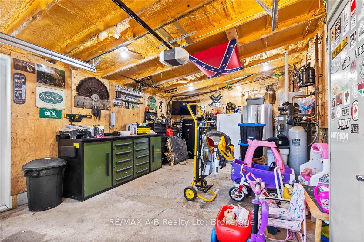 Photo 27 of 138 Ash Street, Perth East, Crystal Lake — HOMEH