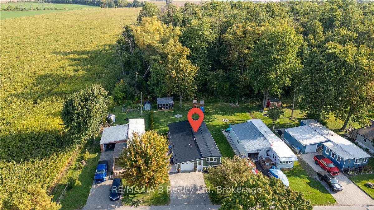 Photo 39 of 138 Ash Street, Perth East, Crystal Lake — HOMEH