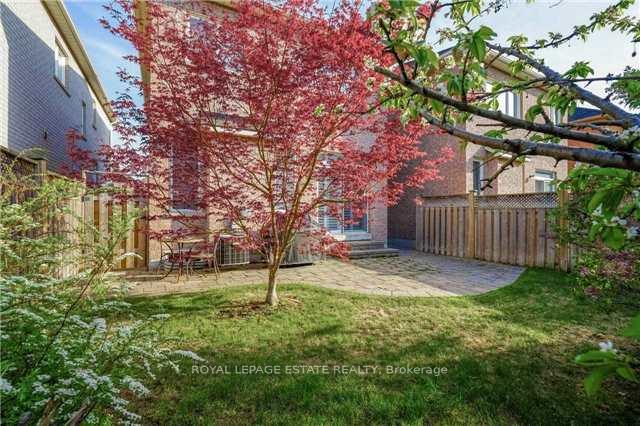 Photo 15 of 80 Vine Cliff Boulevard, Markham, Victoria Manor-Jennings Gate — HOMEH