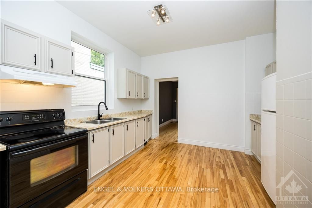 Photo 10 of 458 Mcleod Street, Ottawa, Ottawa Centre — HOMEH