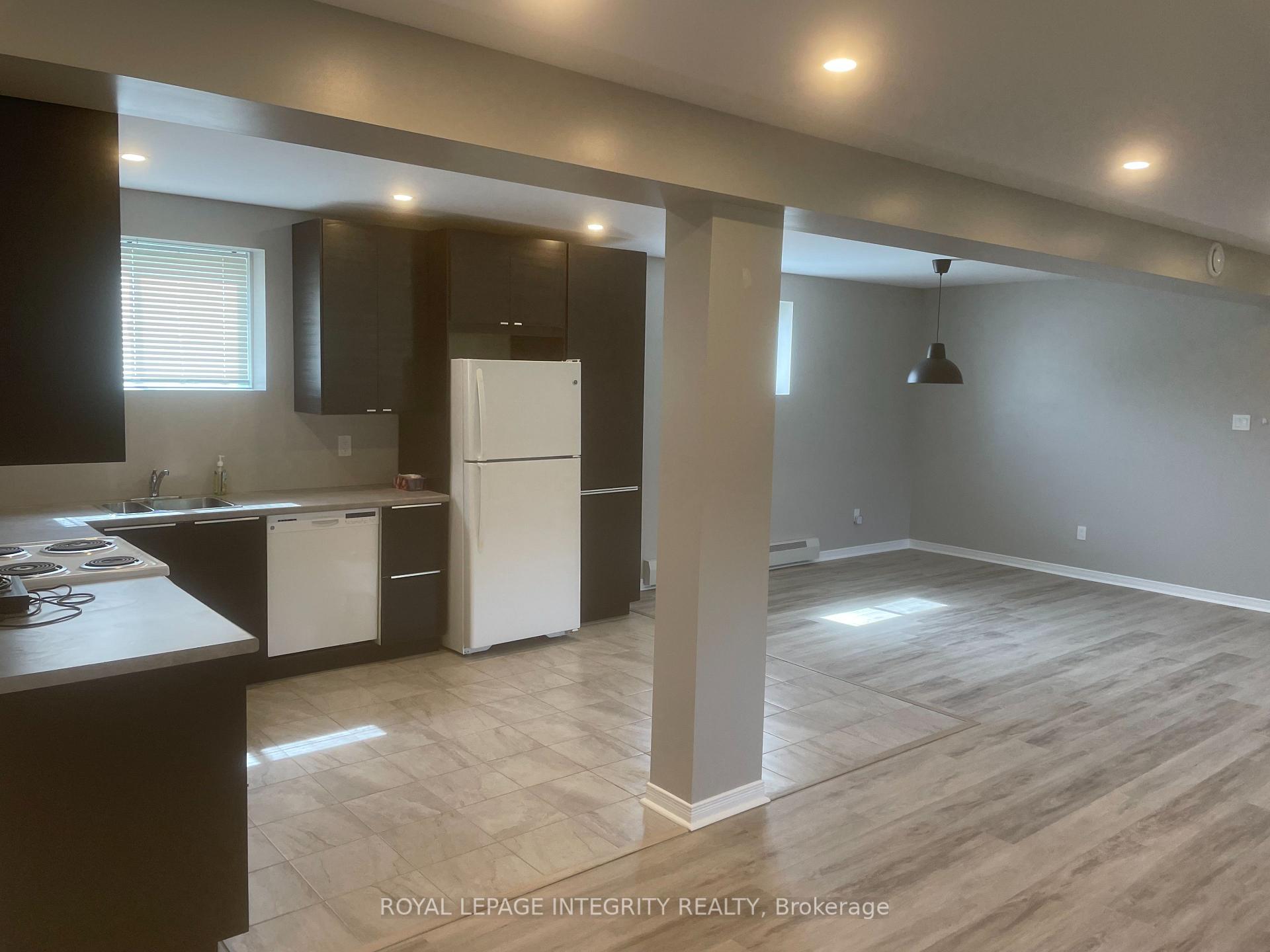 Photo 3 of 1862 Emmett Road, Ottawa, Cumberland West — HOMEH