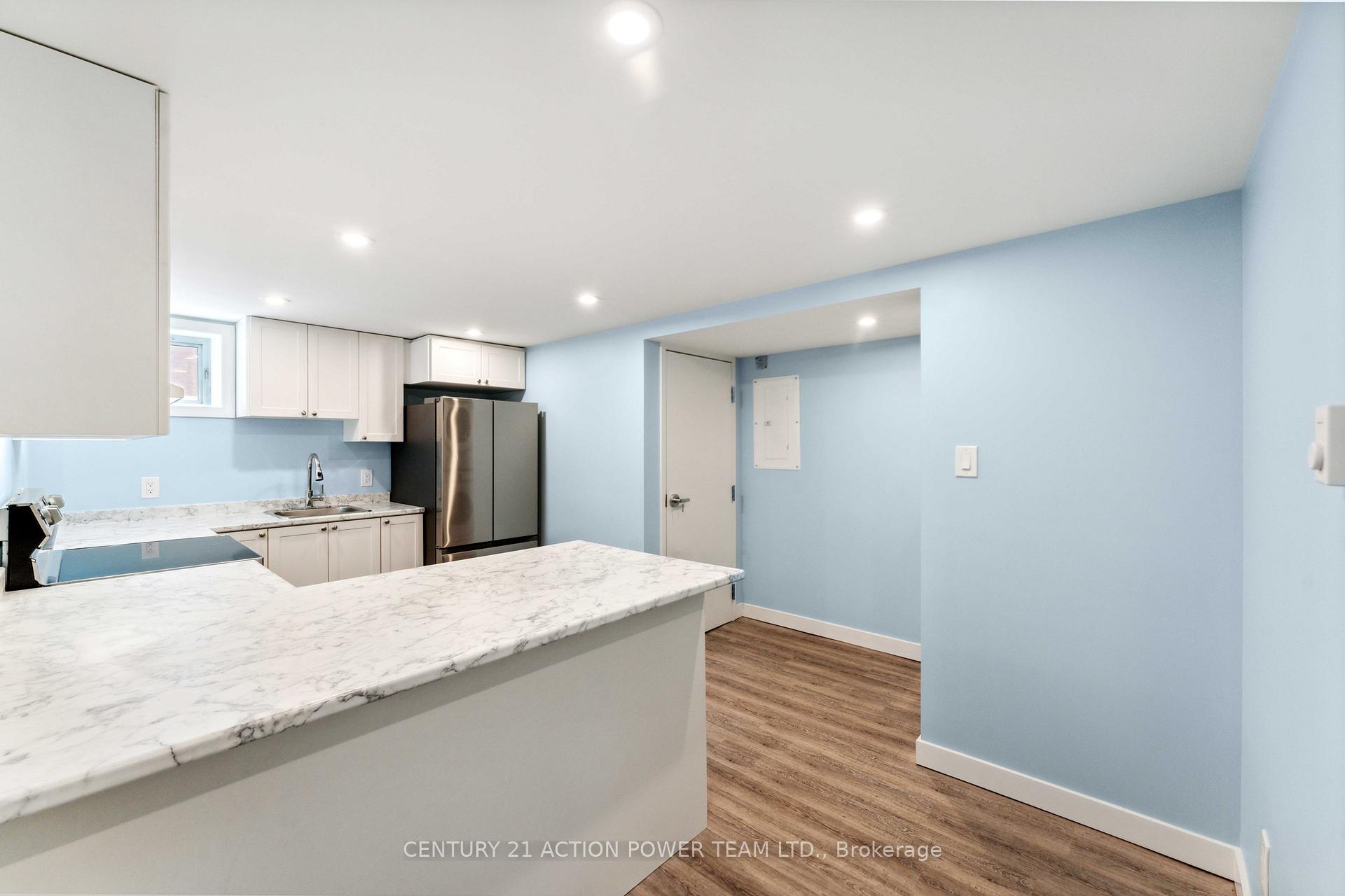 Photo 1 of Unit B, 736 Claude Street, Ottawa, Castle Heights/Rideau High — HOMEH