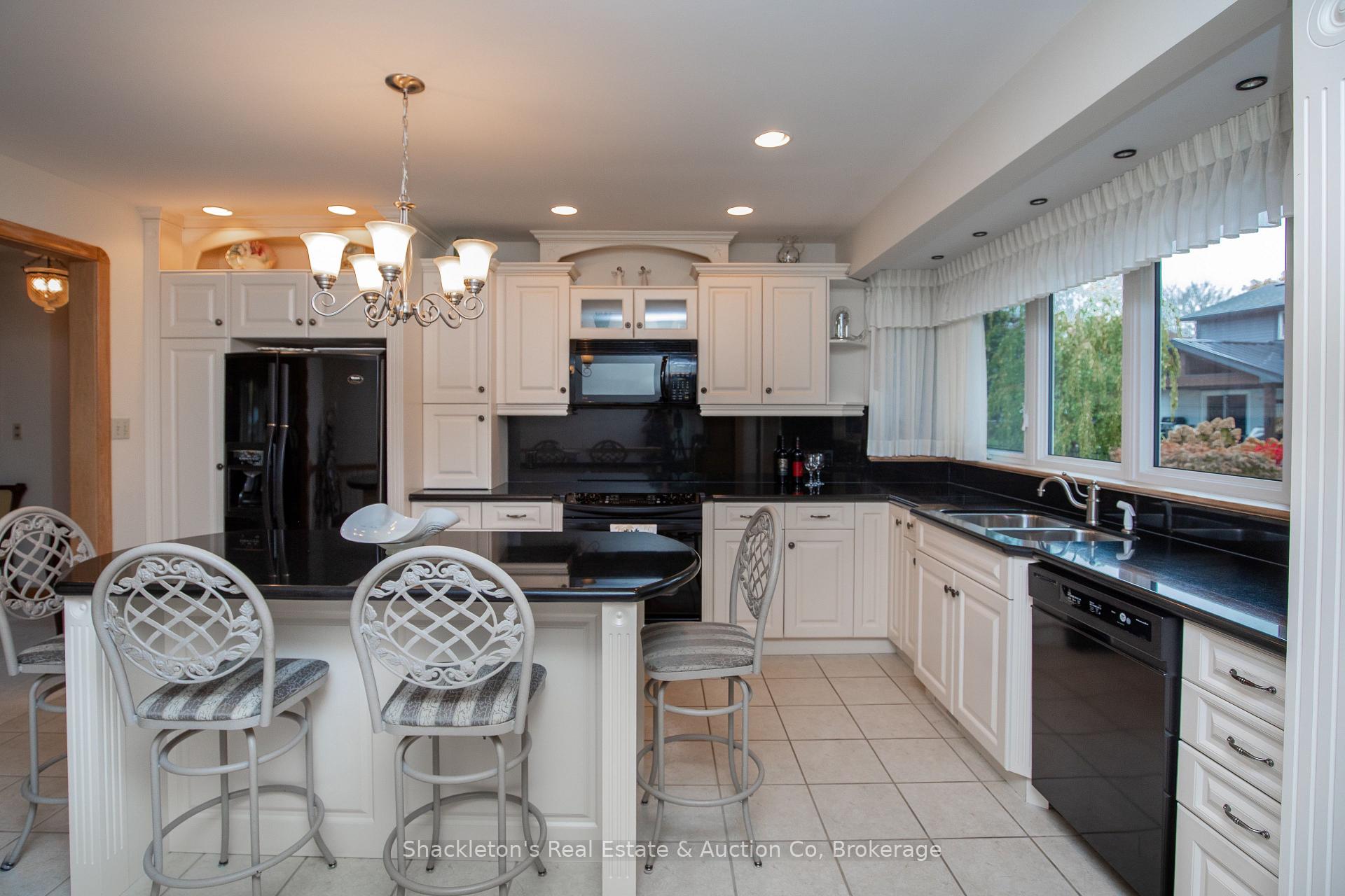 Photo 5 of 1 Jackson Crescent, North Perth, Listowel — HOMEH