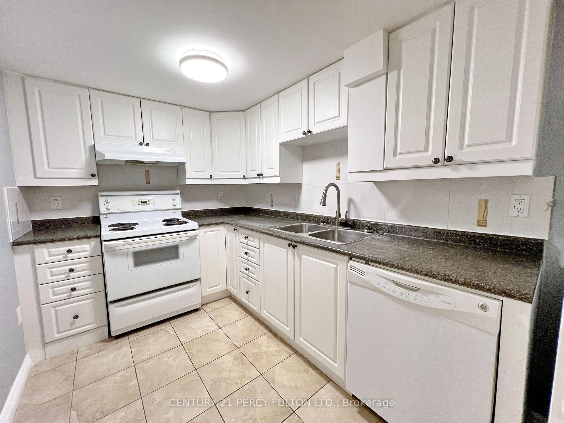 Photo 5 of Unit Bsmt, 98 Elson Street, Markham, Middlefield — HOMEH