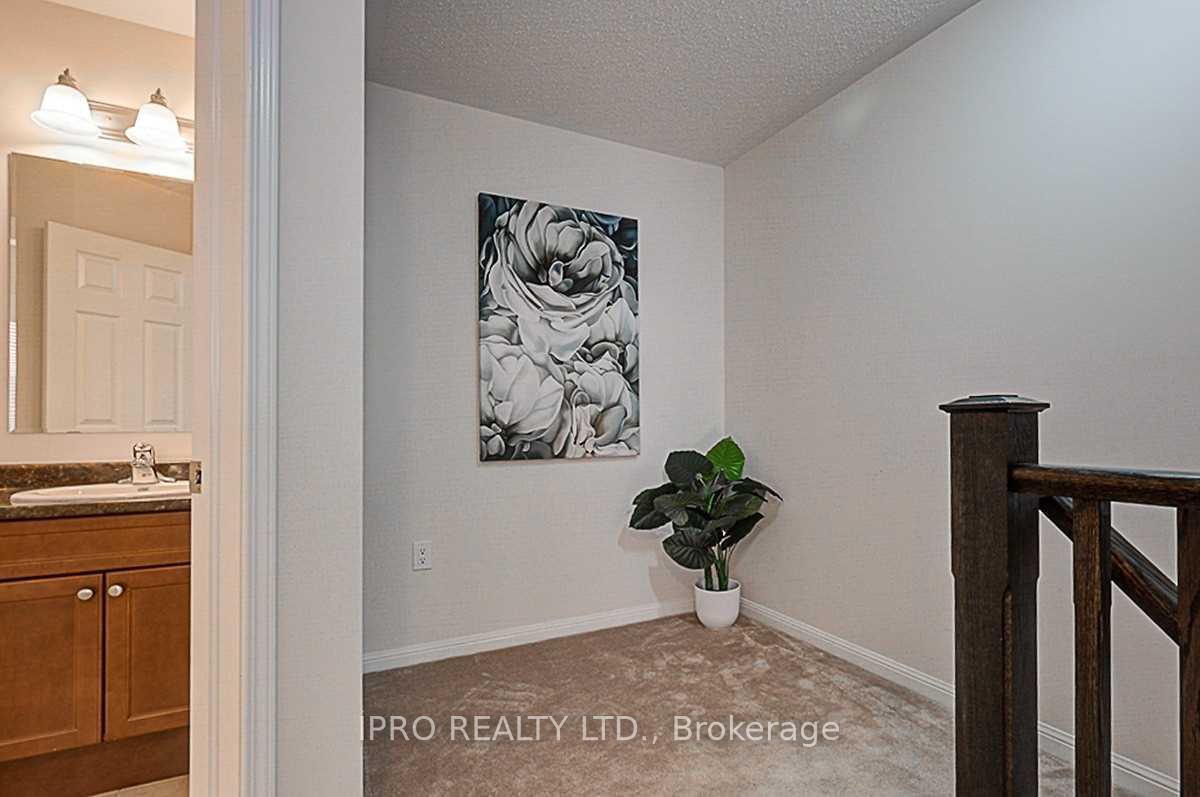 Photo 8 of 226 Septimus Heights, Milton, Harrison — HOMEH
