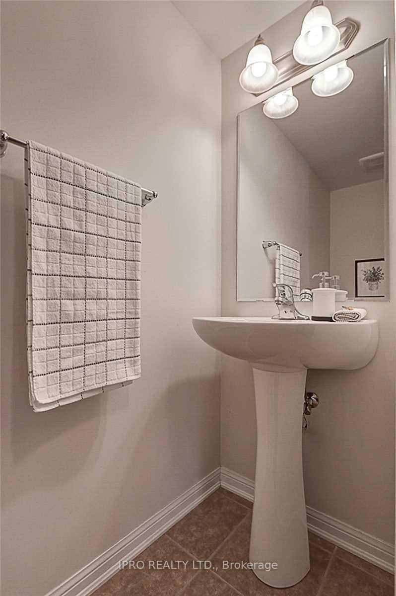 Photo 12 of 226 Septimus Heights, Milton, Harrison — HOMEH