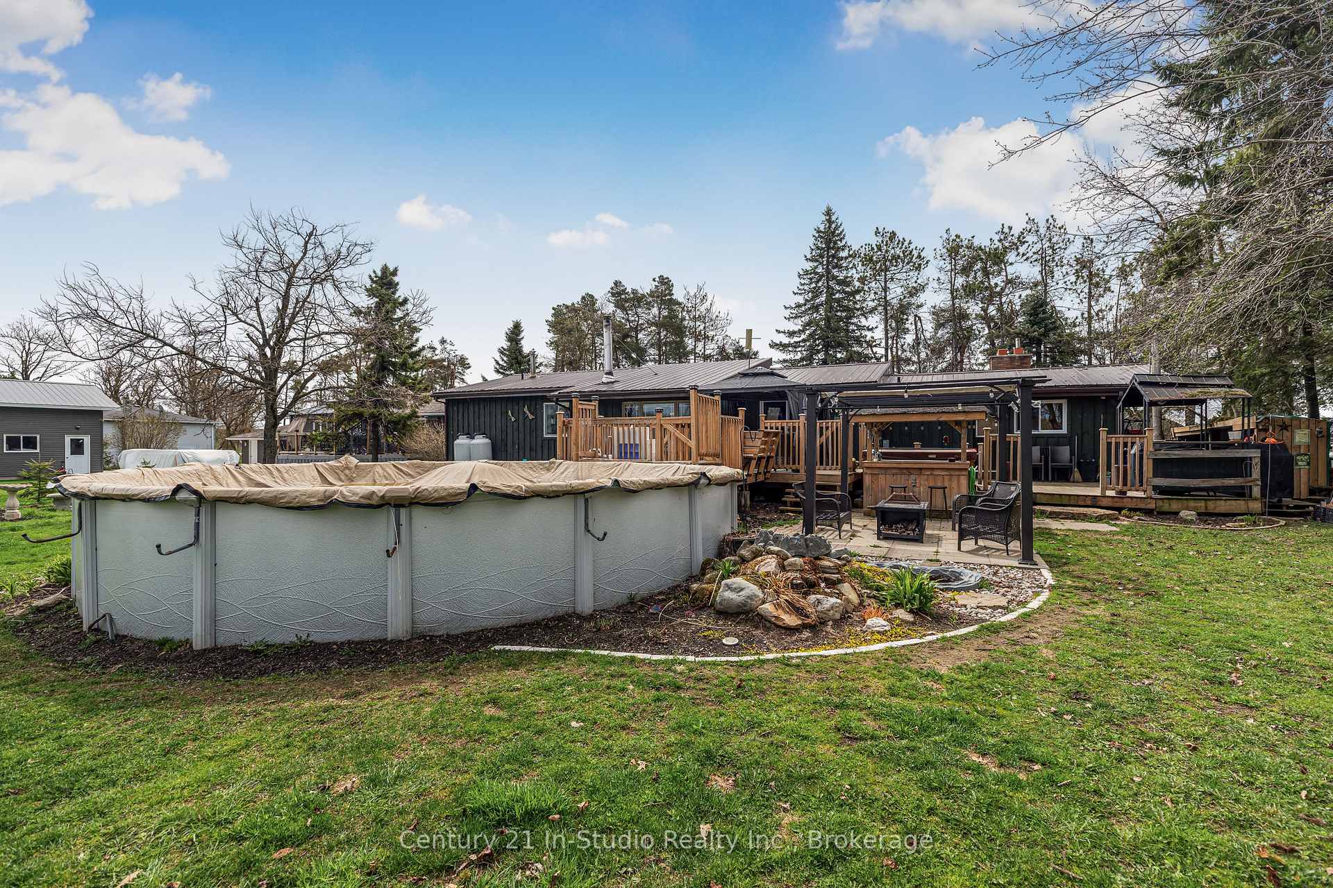 Photo 9 of 706161 Dufferin County Road 21, Mulmur, Rural Mulmur — HOMEH