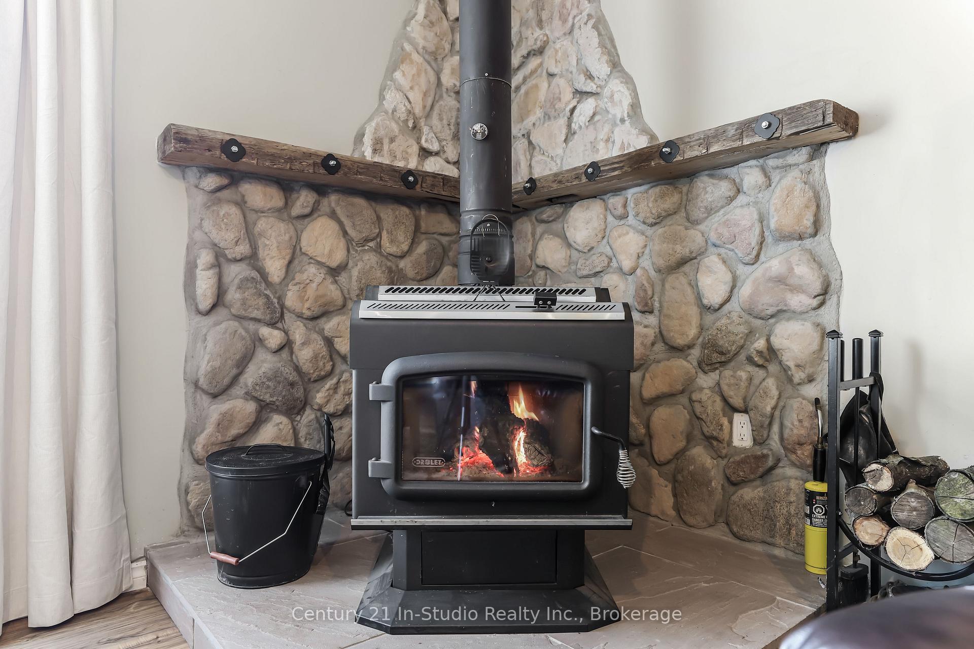 Photo 15 of 706161 Dufferin County Road 21, Mulmur, Rural Mulmur — HOMEH
