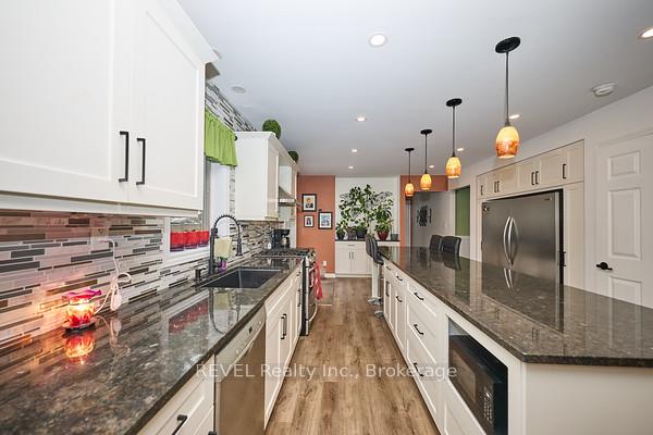 Photo 10 of 69 Rolling Meadows Boulevard S, Pelham, Fonthill — HOMEH