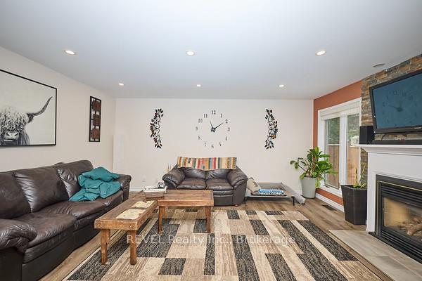 Photo 12 of 69 Rolling Meadows Boulevard S, Pelham, Fonthill — HOMEH