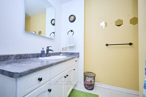 Photo 15 of 69 Rolling Meadows Boulevard S, Pelham, Fonthill — HOMEH