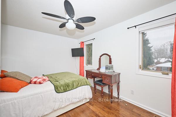 Photo 21 of 69 Rolling Meadows Boulevard S, Pelham, Fonthill — HOMEH