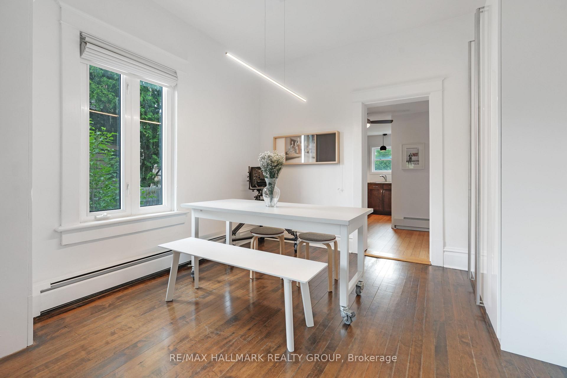 Photo 13 of 35 Queen Mary Street, Ottawa, Overbrook — HOMEH