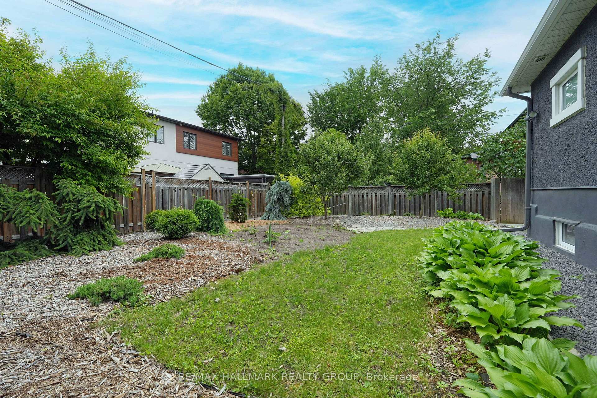 Photo 38 of 35 Queen Mary Street, Ottawa, Overbrook — HOMEH