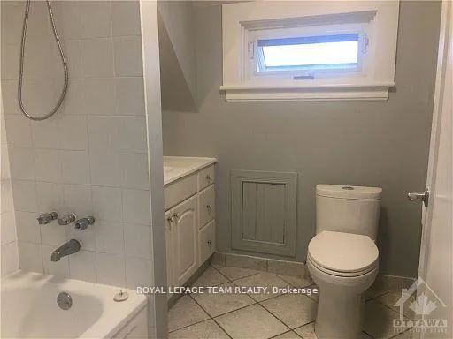 Photo 5 of Unit C, 51 Park Avenue, Ottawa, Ottawa Centre/Golden Triangle — HOMEH